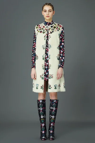Look 5